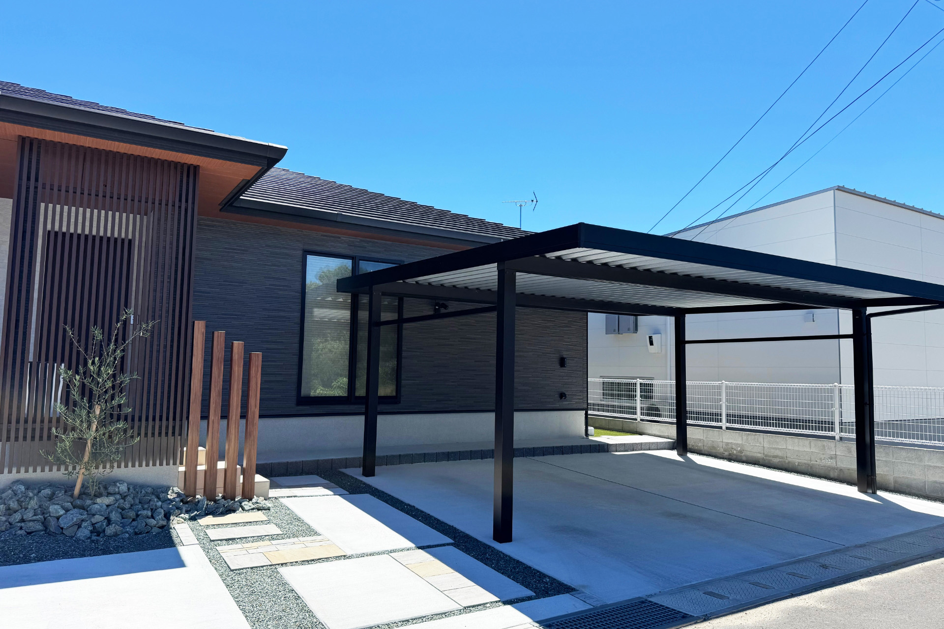 造って終わりではない一生の安心を。お庭の『一番近い相談相手』として、永く寄り添う庭づくり。